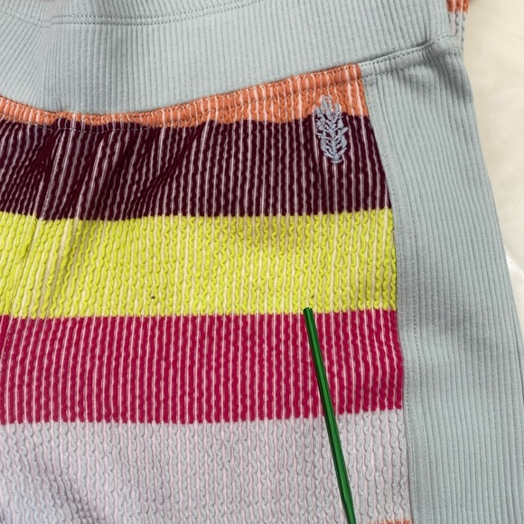 (A8) NEW Free People Movement Melody Kick Flares, Size Small, NWOT - Picture 11 of 11